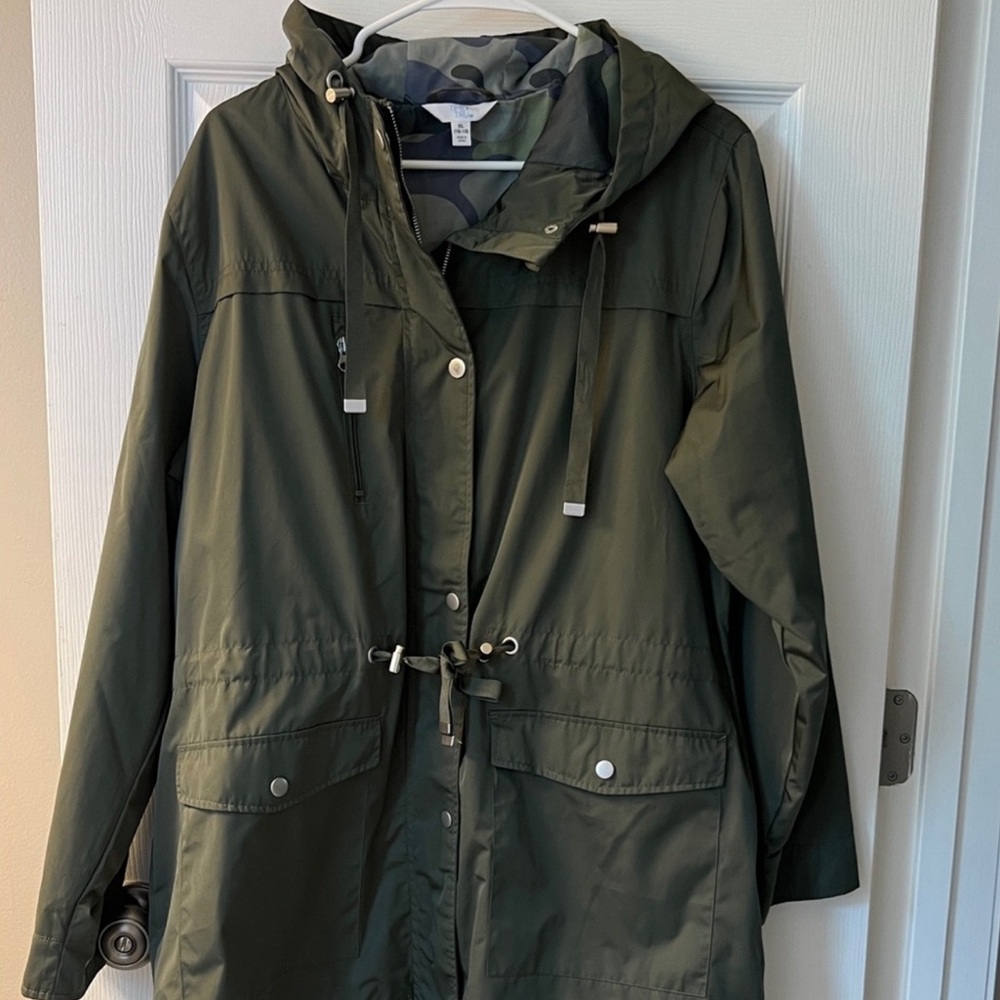 Time & Tru Rain Jacket